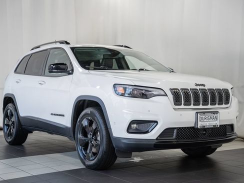 Certified 2023 Jeep Cherokee Altitude Lux AWD/4WD image 1