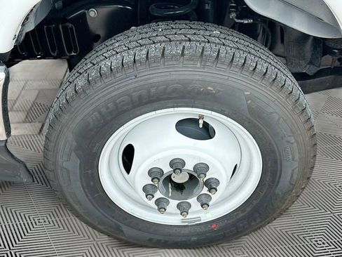 New 2026 Ford E-350 and Econoline 350 Super Duty w/ Power Equipment Group image 16