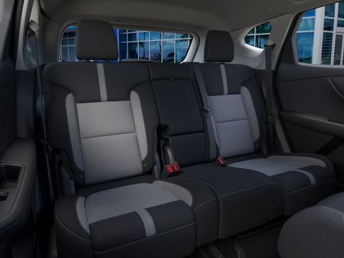 New 2026 Chevrolet Blazer LT FWD image 17