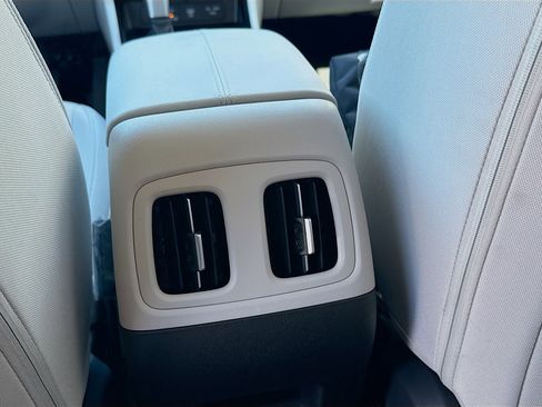 New 2026 Hyundai Tucson SEL image 17