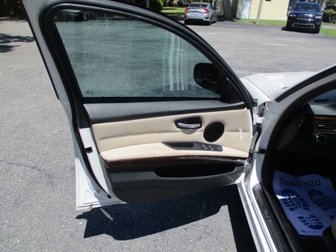 Used 2011 BMW 328i Sedan image 21