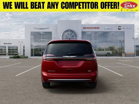 New 2026 Chrysler Pacifica Select AWD/4WD image 8