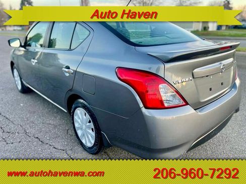 Used 2019 Nissan Versa SV image 7