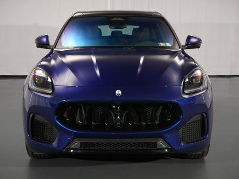 Used 2023 Maserati Grecale Modena AWD/4WD image 8