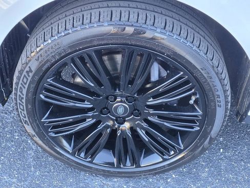 Used 2020 Land Rover Range Rover HSE image 47