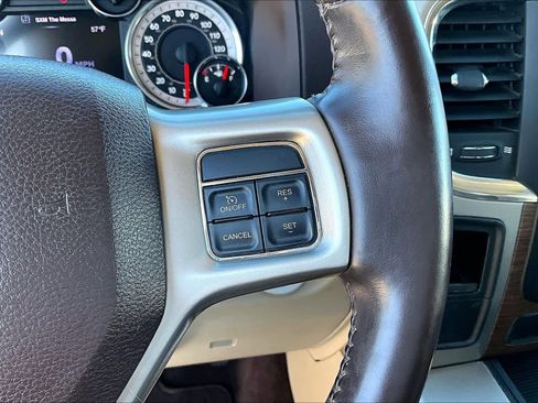 Used 2013 RAM 1500 Laramie w/ Convenience Group image 16
