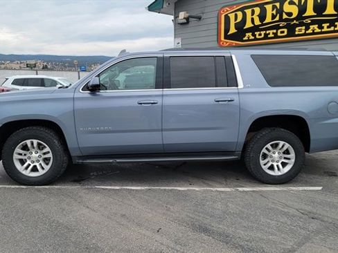 Used 2016 Chevrolet Suburban LT w/ Luxury Package image 10