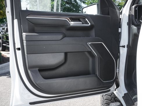 Used 2024 Chevrolet Silverado 1500 RST AWD/4WD image 16