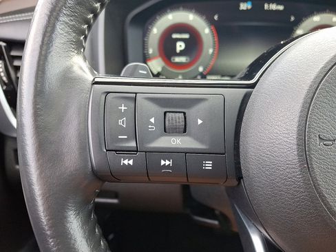 Used 2023 Nissan Rogue Platinum w/ Platinum Premium Package image 21