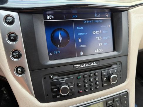 Used 2012 Maserati GranTurismo Sport RWD image 37