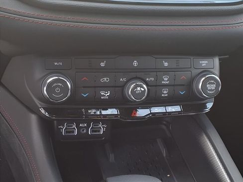 New 2025 Dodge Durango R/T w/ Blacktop Package AWD/4WD image 12