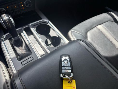 Used 2018 Ford F150 Platinum w/ Equipment Group 701A Luxury image 22