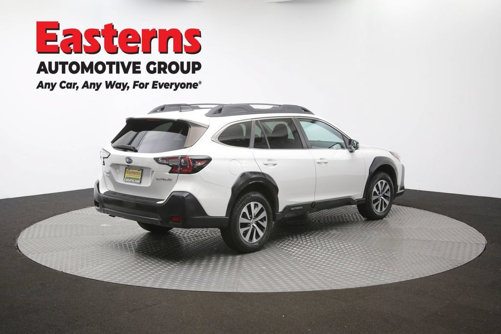 Used 2023 Subaru Outback Premium AWD/4WD image 43