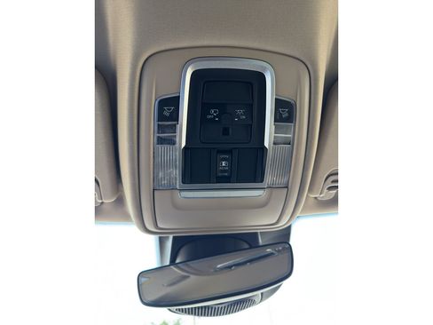 Used 2021 RAM 1500 Laramie AWD/4WD image 32