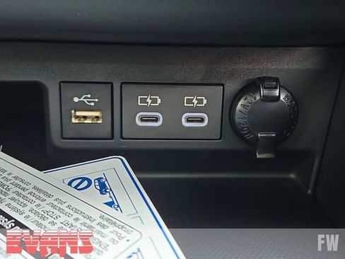 New 2026 Toyota Highlander Limited image 12