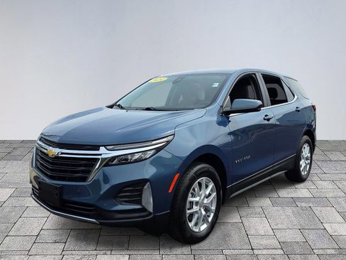 Used 2024 Chevrolet Equinox LT AWD/4WD image 3