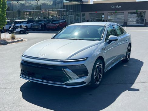 New 2026 Hyundai Sonata SEL AWD/4WD image 2