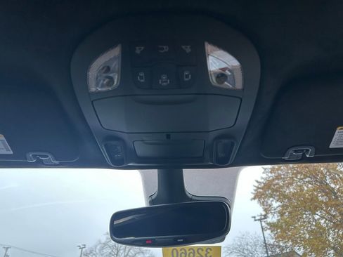 New 2026 Chrysler Pacifica Pinnacle w/ Trailer Tow Group image 15