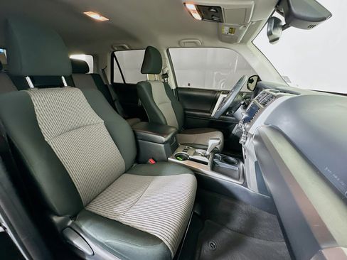 Used 2022 Toyota 4Runner SR5 image 29