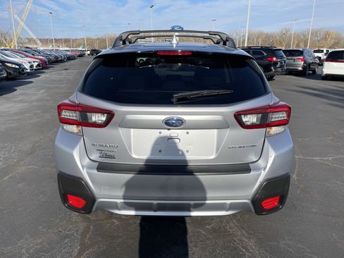Used 2022 Subaru Crosstrek 2.0i Premium w/ Moonroof Package image 4