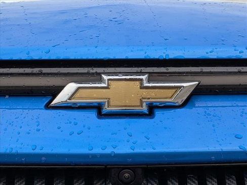 New 2026 Chevrolet Equinox EV LT image 17