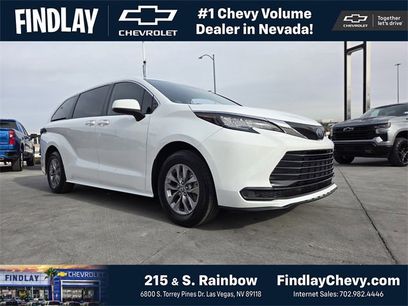 Used 2022 Toyota Sienna LE