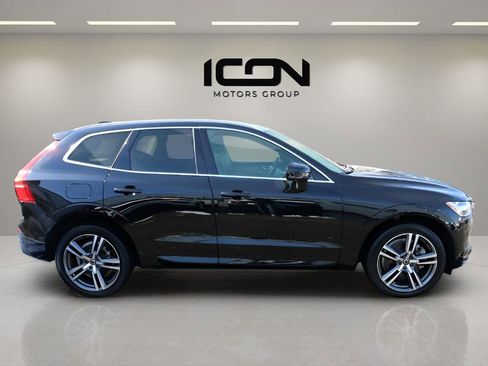 Used 2021 Volvo XC60 T6 Momentum AWD/4WD image 8