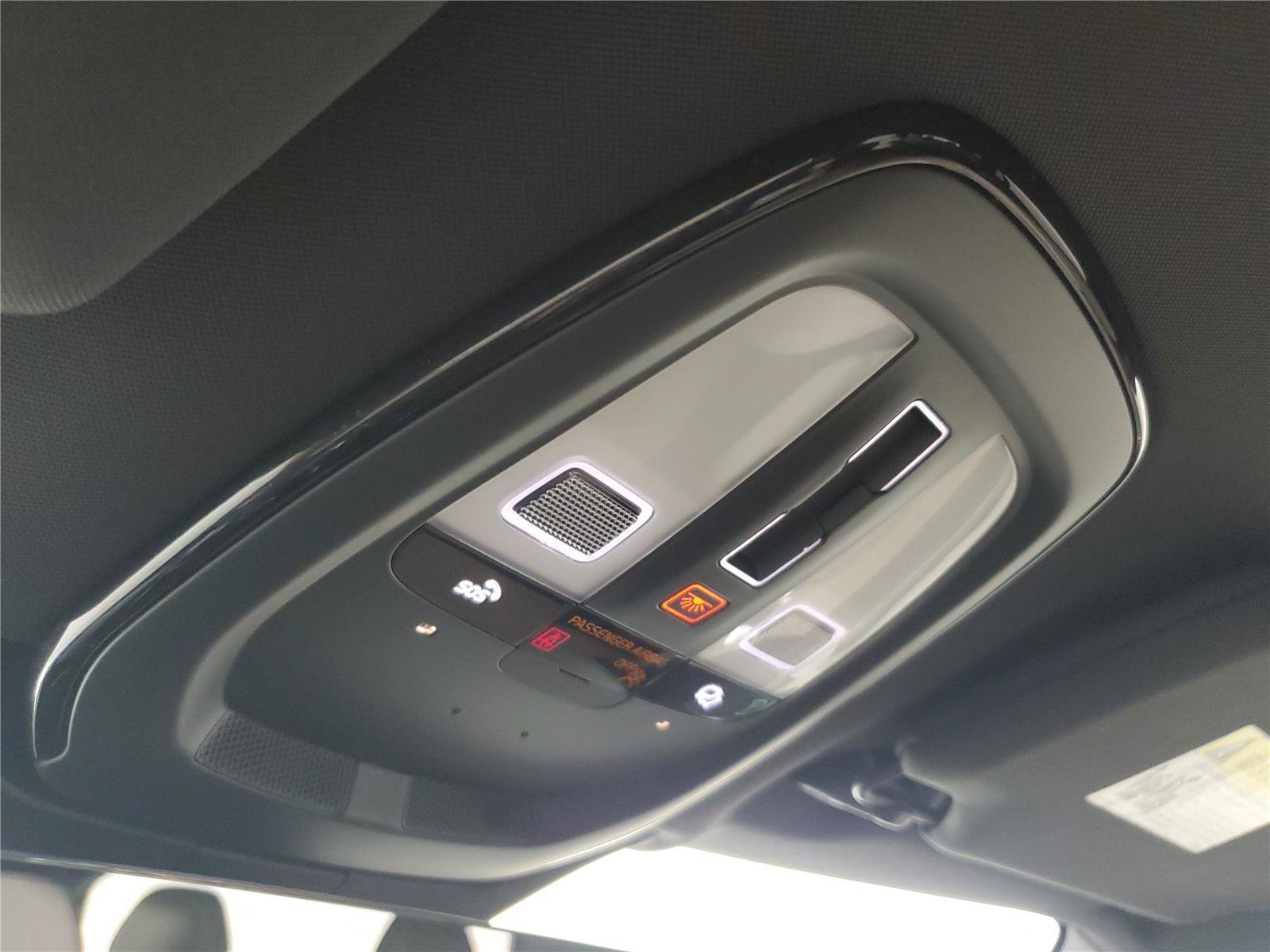 Certified 2026 Volvo XC90 B6 Plus AWD/4WD image 32