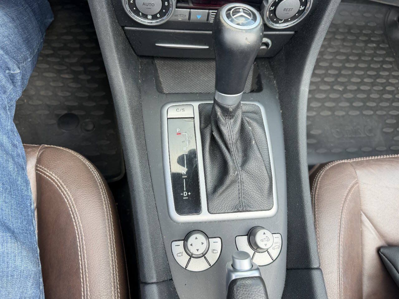Used 2005 Mercedes-Benz SLK 350 image 25