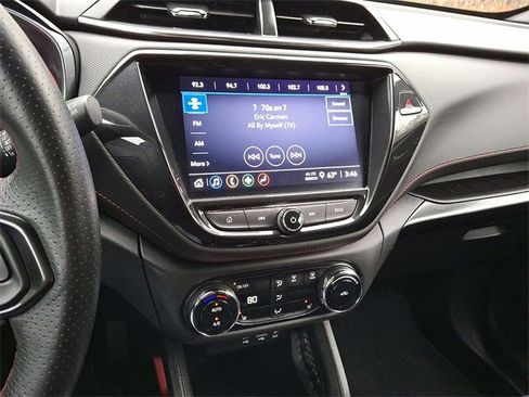 Used 2021 Chevrolet TrailBlazer RS w/ Convenience Package image 16