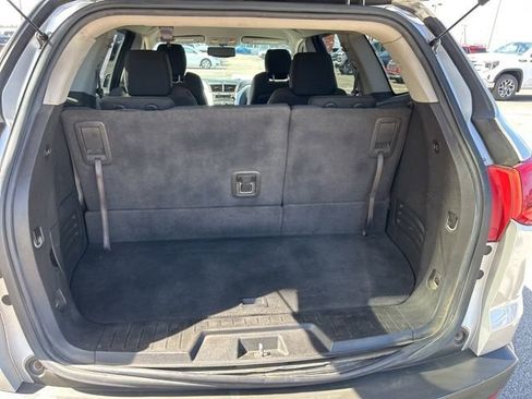 Used 2011 Chevrolet Traverse LT w/ Personal Connectivity Package image 22