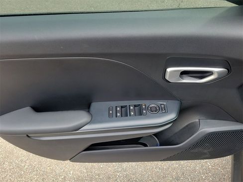 New 2026 Kia K4 LXS image 18