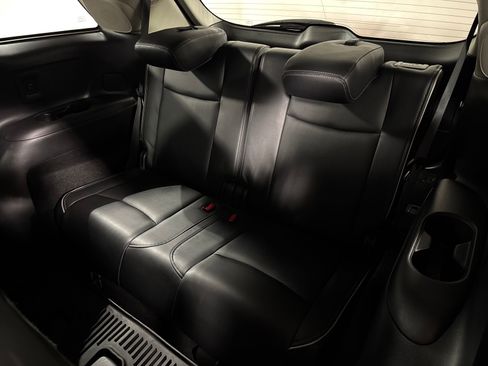Used 2019 INFINITI QX60 Luxe w/ Essential Package AWD/4WD image 21