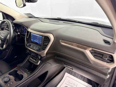 Used 2023 GMC Acadia Denali image 29