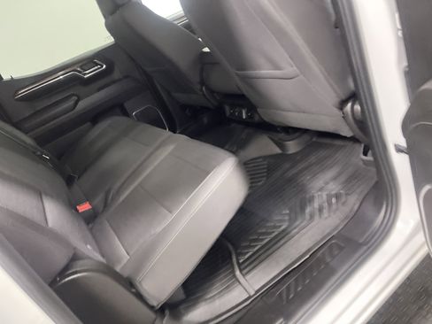 Used 2024 Chevrolet Silverado 1500 LT w/ Z71 Off-Road Package image 21