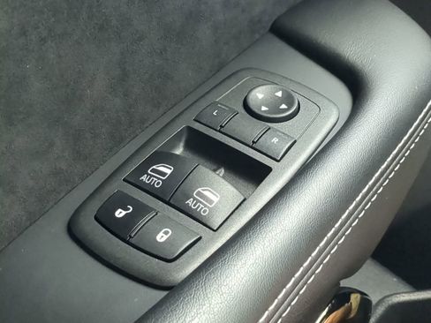 Used 2023 Dodge Challenger SRT Hellcat Redeye image 23