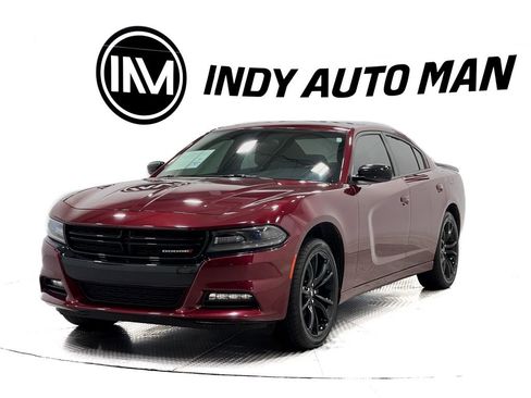 Used 2018 Dodge Charger SXT w/ Blacktop Package image 8