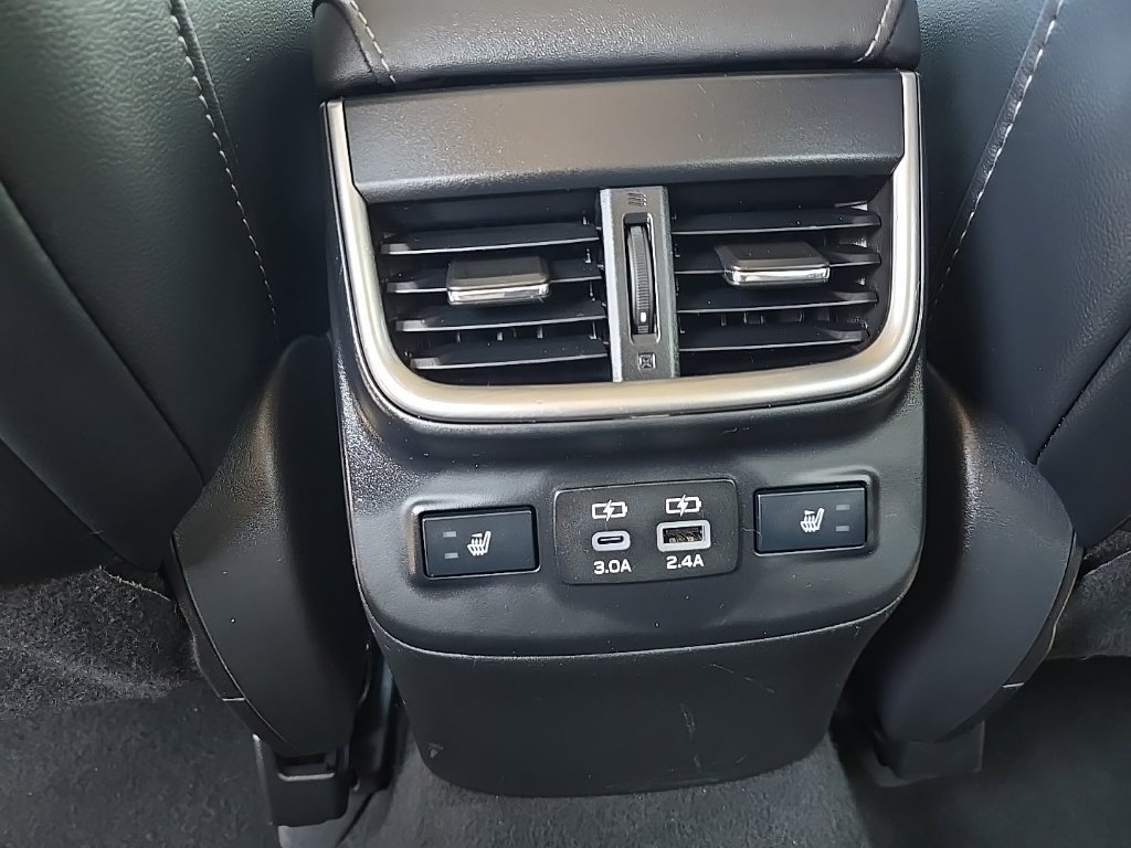 Used 2024 Subaru Outback Limited AWD/4WD image 39