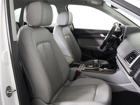 Used 2022 Audi Q5 2.0T Premium image 31