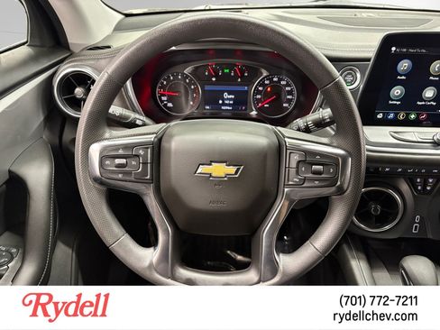 Used 2025 Chevrolet Blazer LT w/ Convenience Package AWD/4WD image 13