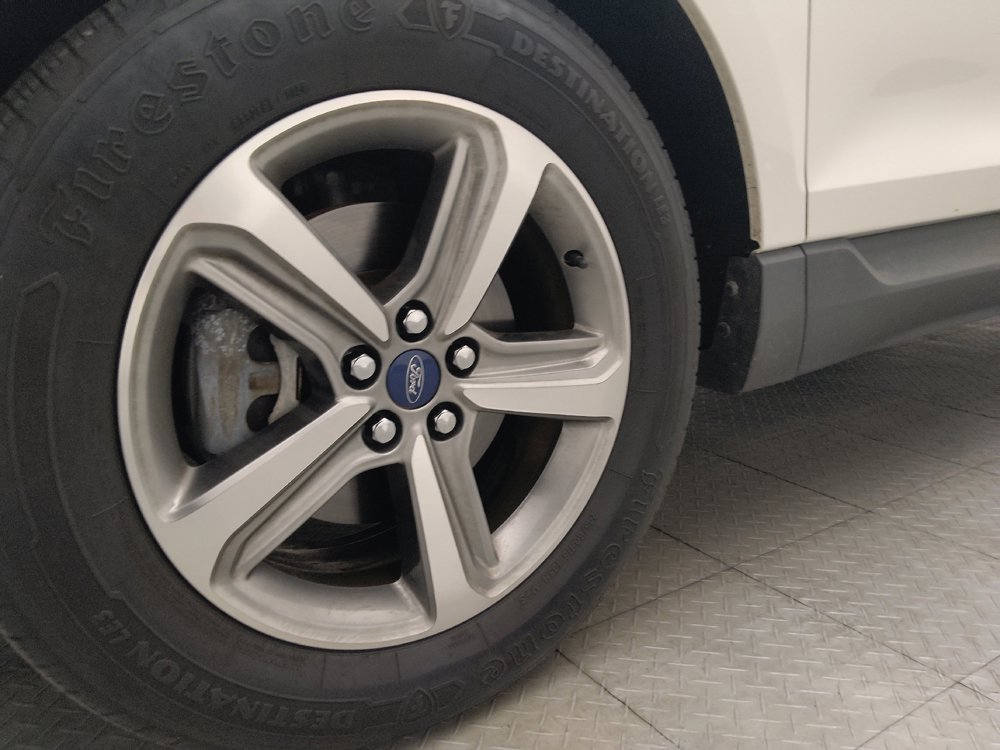 Used 2020 Ford Edge SEL w/ Convenience Package FWD image 31