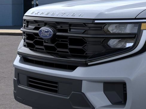 New 2026 Ford Expedition Active AWD/4WD image 17