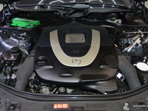 Used 2010 Mercedes-Benz CL 550 4MATIC image 24