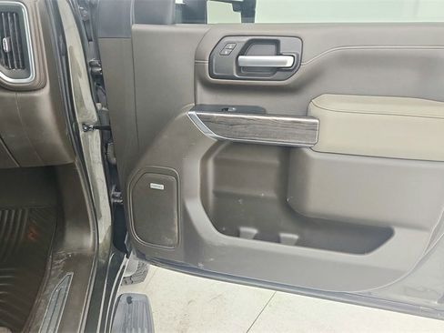 Used 2022 Chevrolet Silverado 2500 LTZ w/ LTZ Texas Edition image 33