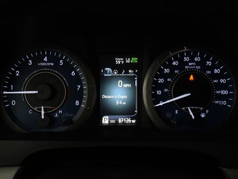 Used 2019 Toyota Sienna XLE w/ XLE Navigation Package AWD/4WD image 27
