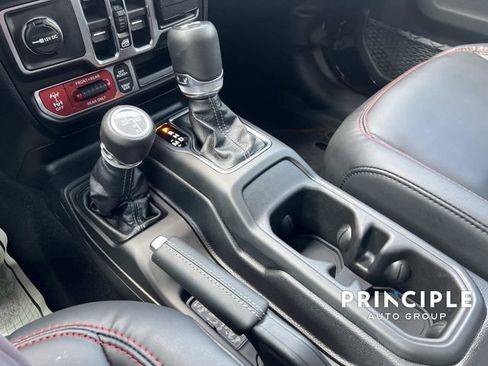 Used 2026 Jeep Wrangler Unlimited Rubicon AWD/4WD image 29