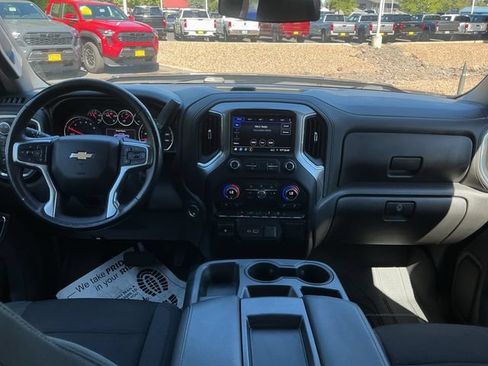 Used 2021 Chevrolet Silverado 1500 LT w/ Z71 Off-Road Package AWD/4WD image 21