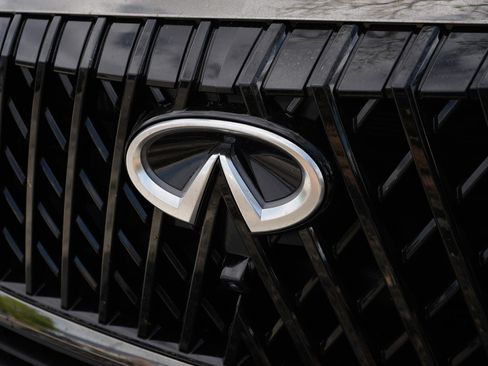 Certified 2026 INFINITI QX80 4WD w/ Sport Exterior Package image 3
