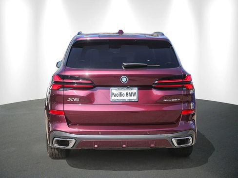Used 2025 BMW X5 xDrive50e w/ Executive Package AWD/4WD image 5