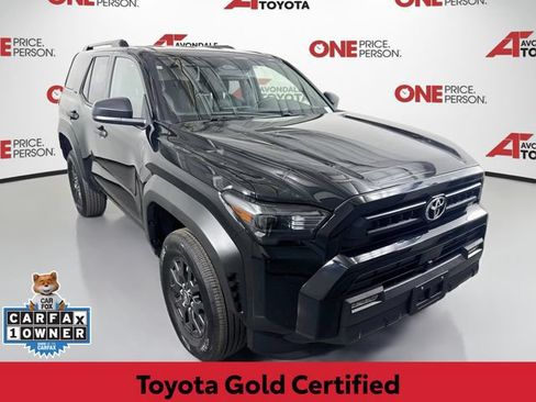 Certified 2025 Toyota 4Runner SR5 AWD/4WD image 1